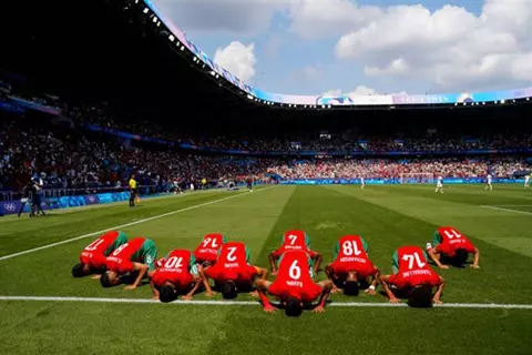 بعد تألقه في باريس 2024.. القادسية السعودي يتمسك بضم لاعب المغرب